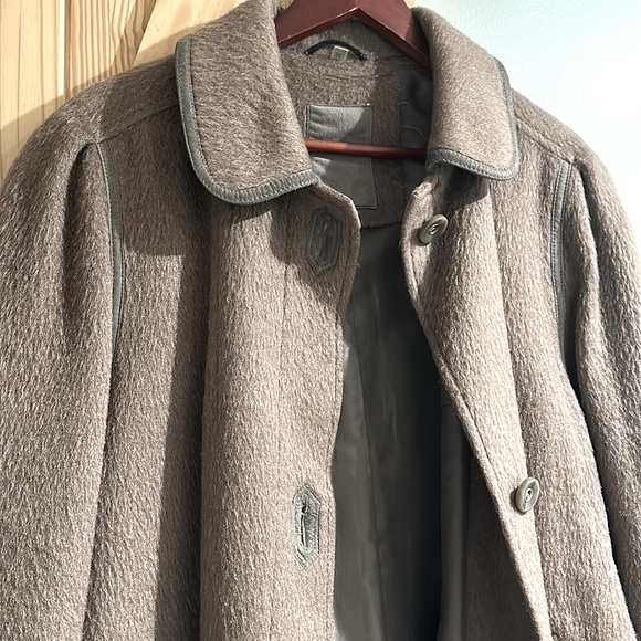 Vintage Jacket - Picture 2 of 6